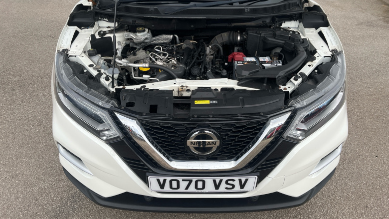 Nissan Qashqai 1.3 DiG-T Tekna 5dr Petrol Hatchback